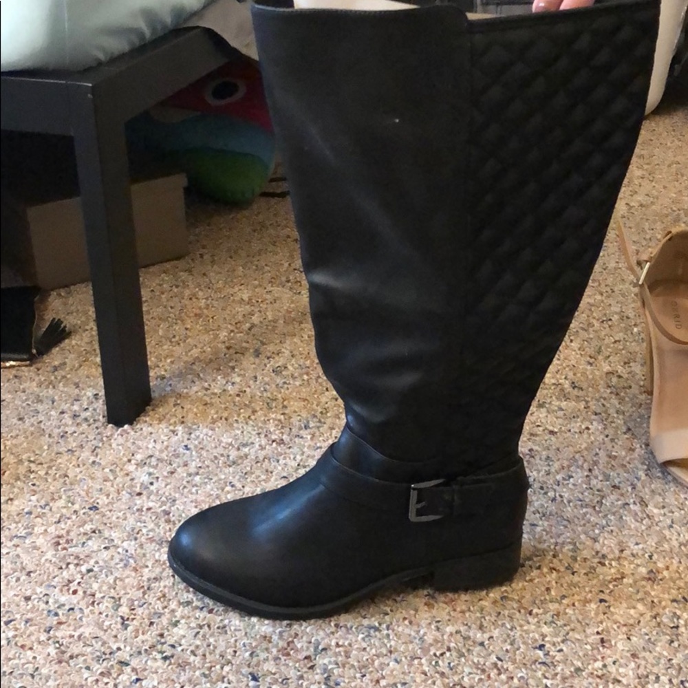 Black tall boots